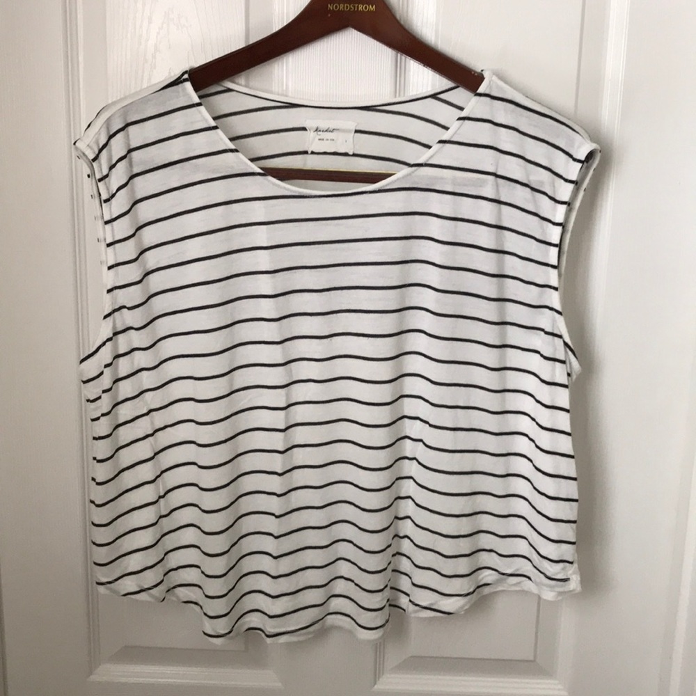 Market Cropped T-Shirt Size 3 (Medium)